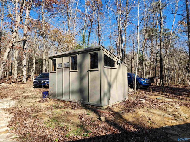 view of outdoor structure