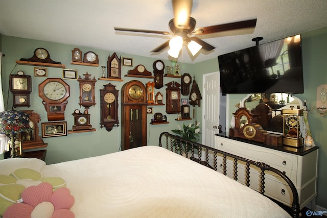 207 Brook Wind Dr, Hazel Green, AL 35750 - bedroom with ceiling fan