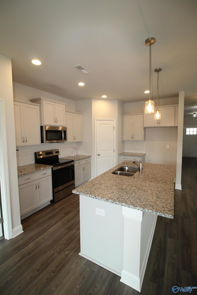 152 Cherry Laurel Dr, Hazel Green, AL 35750
