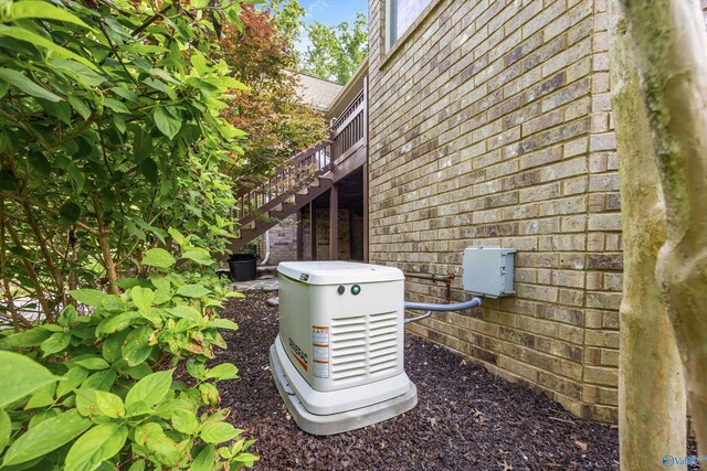 39 Verdant Cir, Huntsville, AL 35803 - exterior view of brick siding and stairs