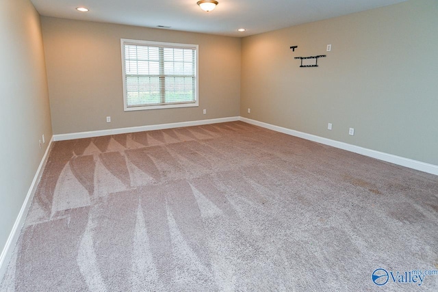 view of carpeted spare room