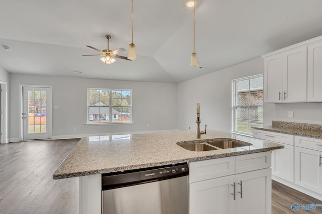 kitchen with a kitchen island with sink, dark wood-style flooring, dishwasher, a sink, and open floor plan
