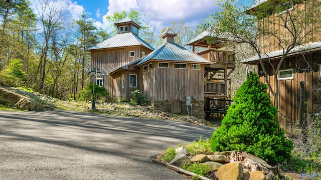 exterior space featuring a deck