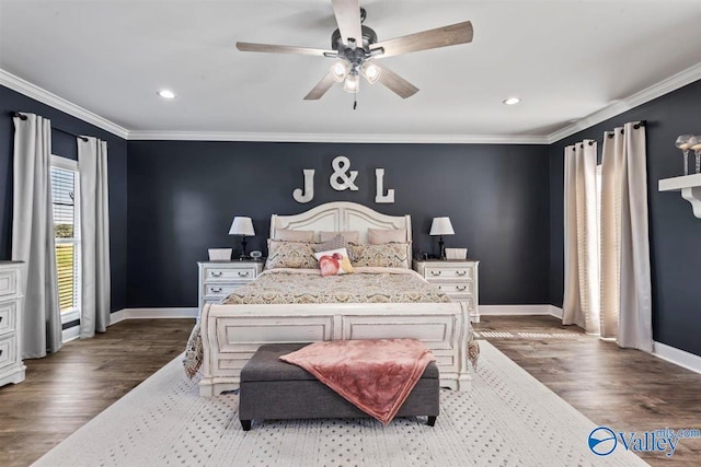 bedroom featuring crown molding, recessed lighting, baseboards, and wood finished floors