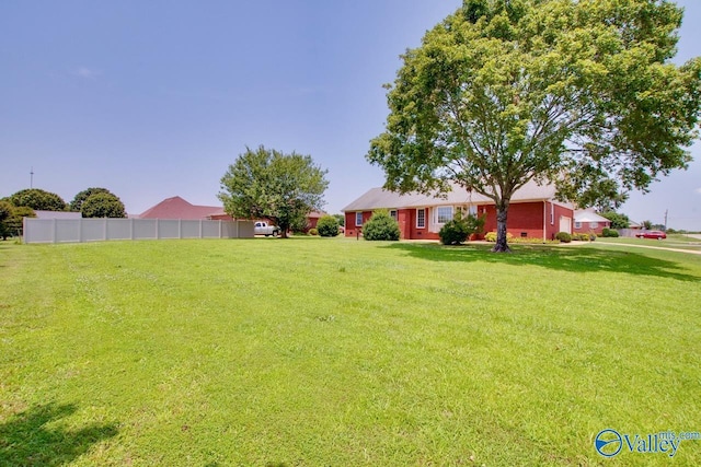 24430 Chadwick Dr, Athens, AL 35613 - view of yard