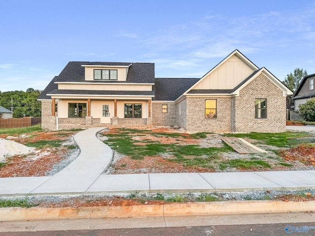 view of front of home featuring a porch