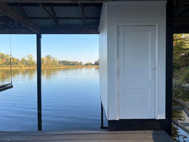 dock area featuring a water view