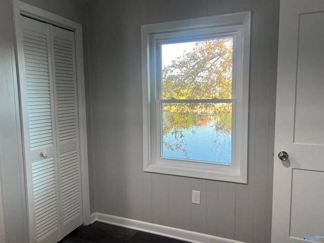 interior details with wood walls