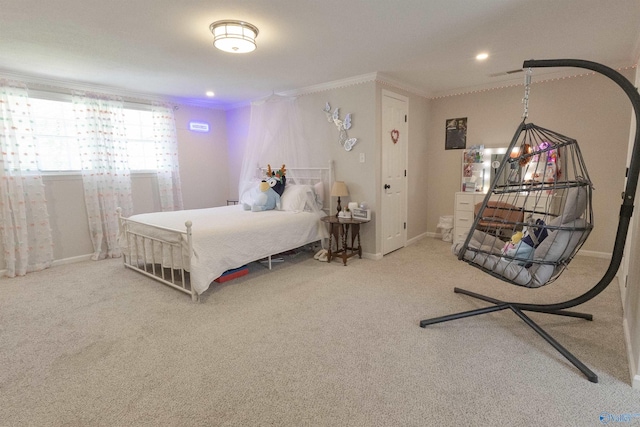 bedroom with baseboards, carpet floors, recessed lighting, and ornamental molding