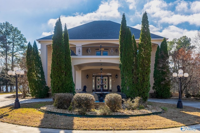 view of front facade