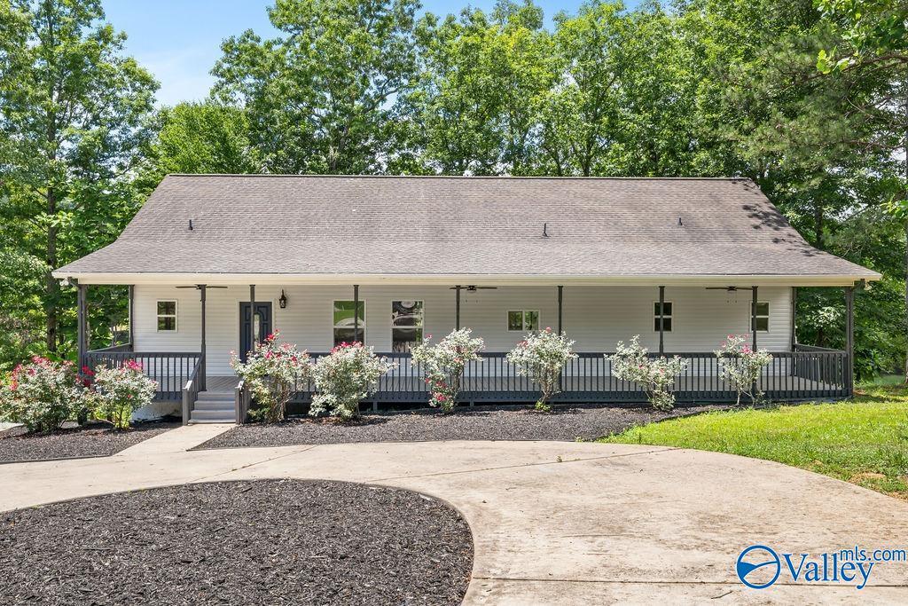 view of front of property with a porch