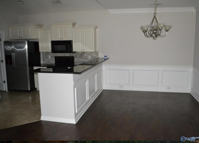 14 Moore Farm Cir NW Unit 14, Huntsville, AL 35806 - kitchen with stainless steel refrigerator with ice dispenser, black microwave, a peninsula, range with electric stovetop, and a chandelier