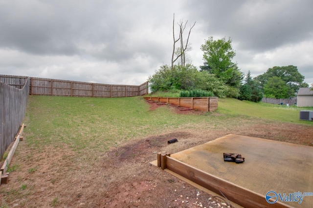 214 Tybee Dr, Madison, AL 35756 - view of yard with fence