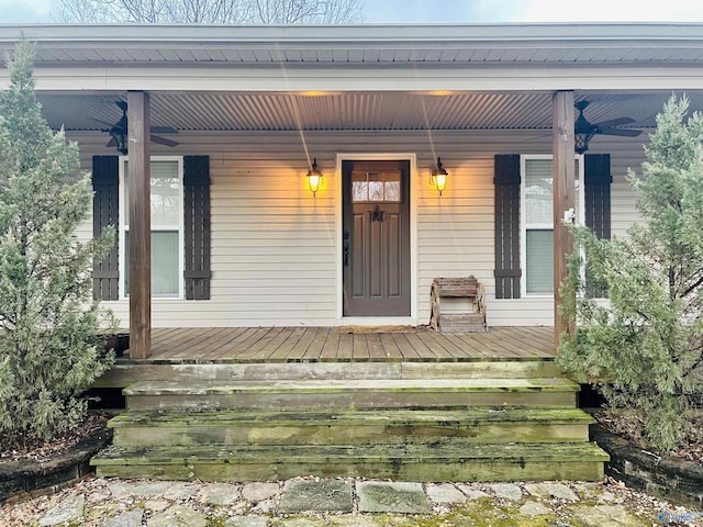 doorway to property featuring covered porch