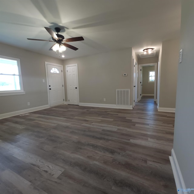 entrance foyer featuring dark wood-type flooring and ceiling fan