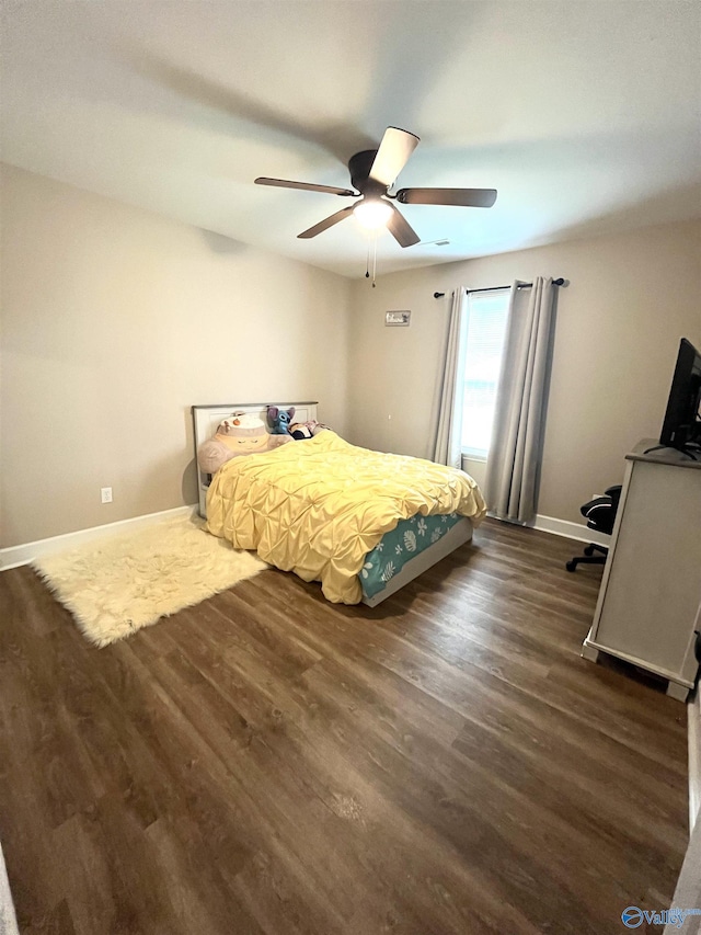 122 Taylor Ridge Rd, Leesburg, AL 35983 - bedroom featuring dark wood-style flooring and ceiling fan