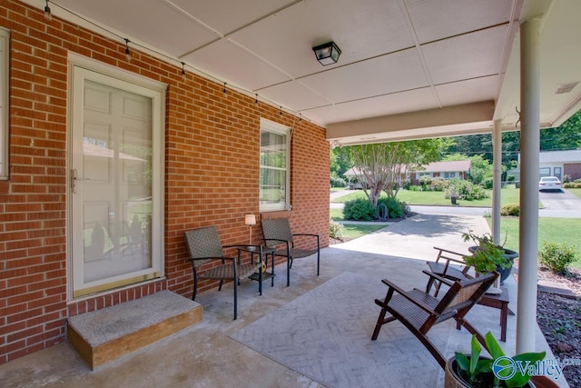 view of patio / terrace featuring covered porch
