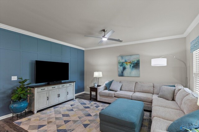 14930 Eva Cir, Athens, AL 35613 - living area featuring crown molding, light wood-style floors, and ceiling fan