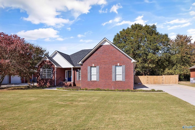 view of front of property with a front yard