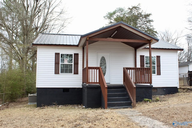 view of front of property with central AC