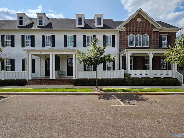 view of front of property with a porch