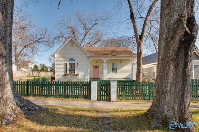 view of front of house