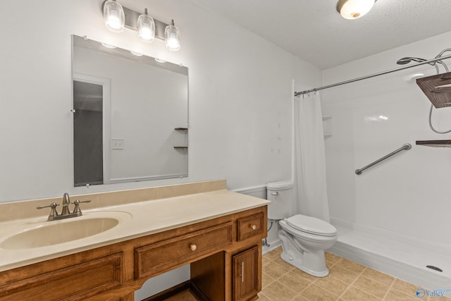 2009 SW Danbury Cir SW, Huntsville, AL 35803 - full bath with toilet, vanity, a shower with curtain, and a textured ceiling