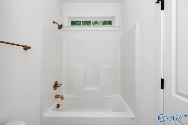 60 Trail Loop Rd, Huntsville, AL 35803 - bathroom with tub / shower combination and toilet