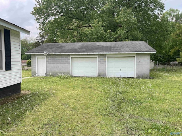view of detached garage