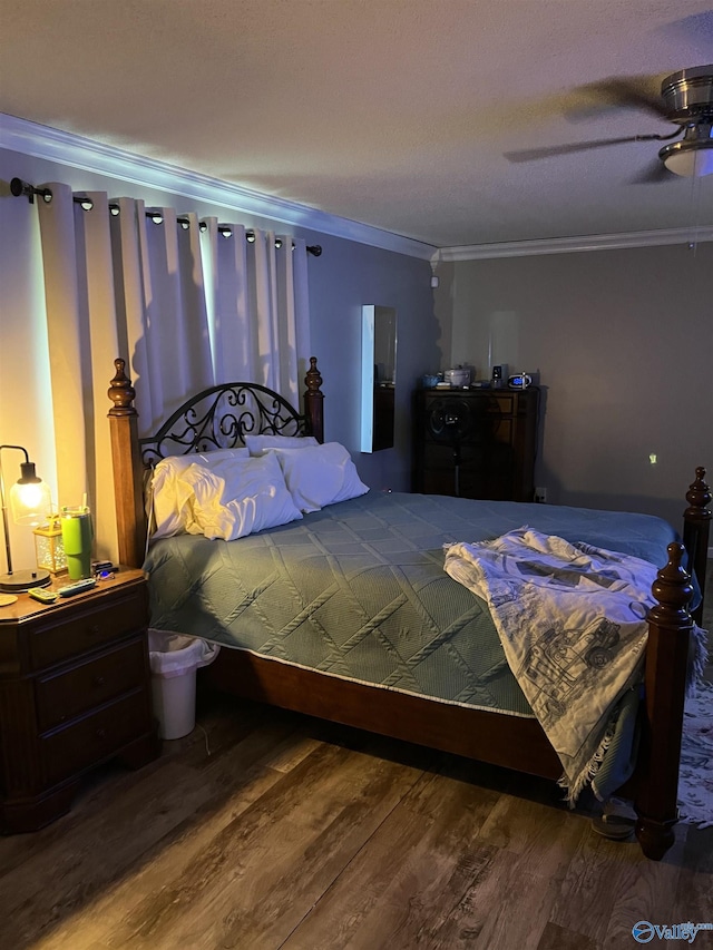 2143 Meadowood Dr, Southside, AL 35907 - bedroom featuring crown molding, wood finished floors, and ceiling fan