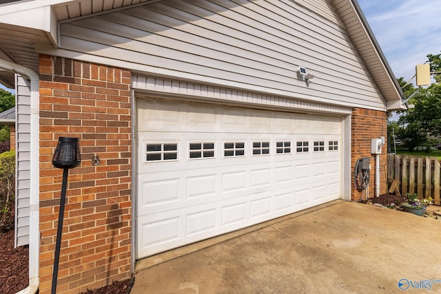 43 Terry Ln, Trinity, AL 35673 - garage with concrete driveway