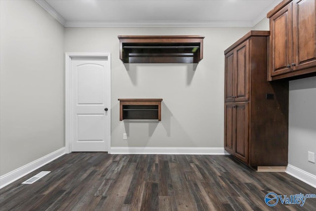 545 Pan Creek Rd, Baileyton, AL 35019 - interior space featuring visible vents, crown molding, dark wood-style floors, and baseboards
