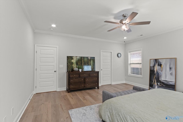 9045 Redstone Square Dr, Huntsville, AL 35824 - bedroom featuring crown molding, light wood-style flooring, ceiling fan, and recessed lighting