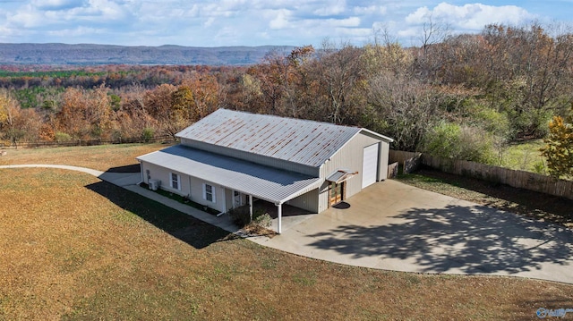 bird's eye view with a mountain view