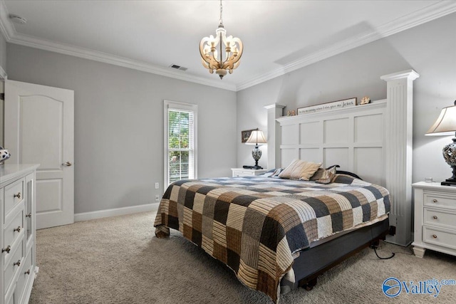 bedroom with light carpet, visible vents, a notable chandelier, and ornamental molding
