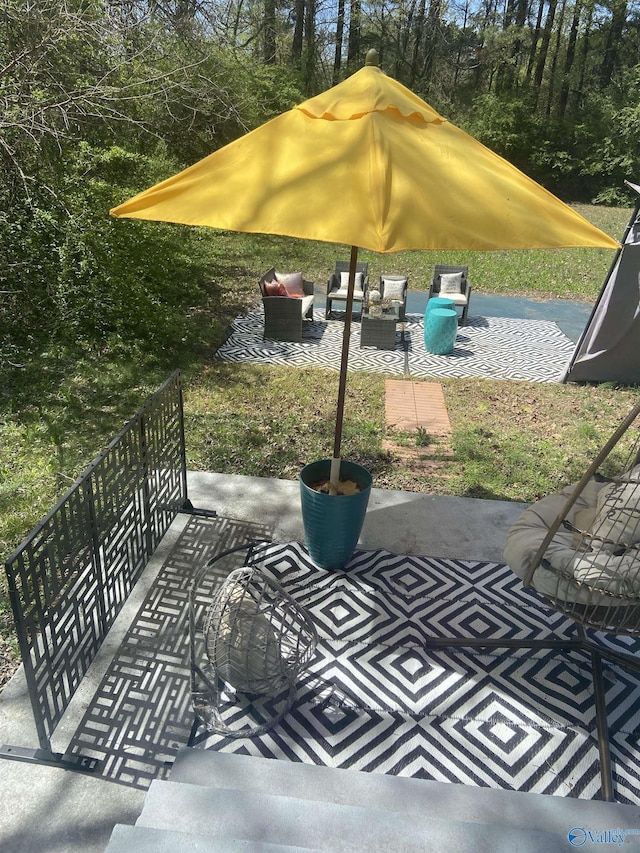 view of patio featuring outdoor lounge area