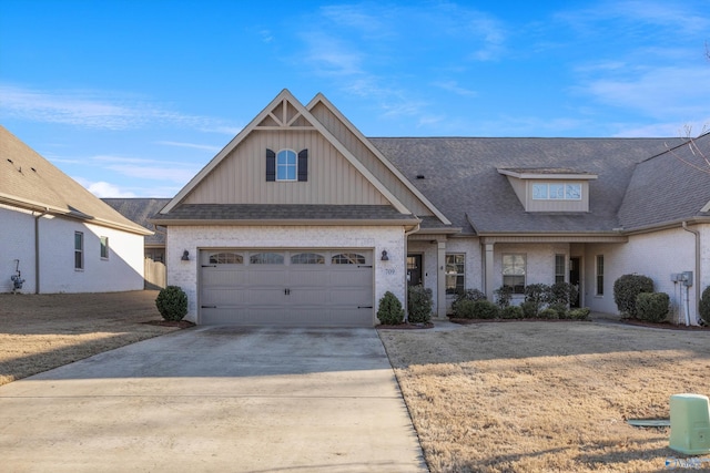 view of front facade with a garage