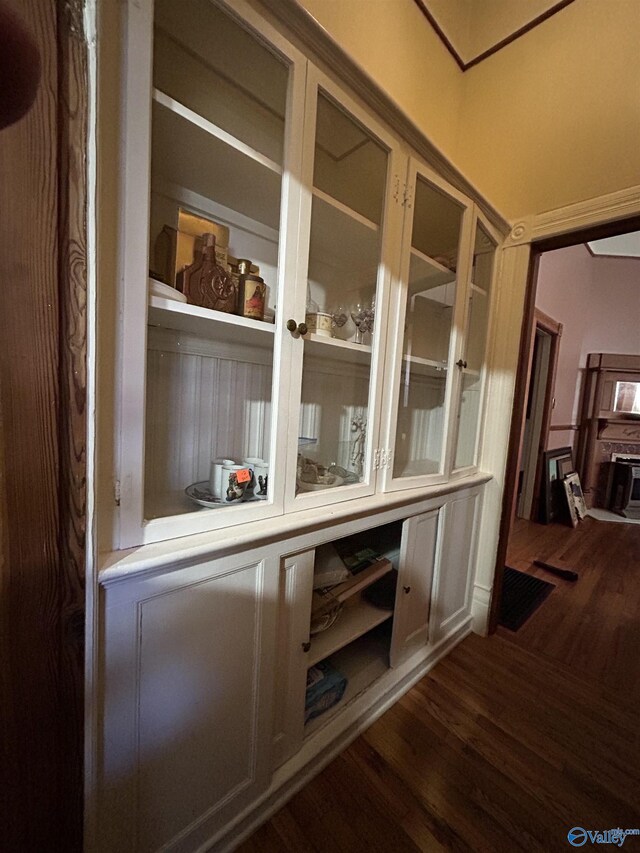 interior details with hardwood / wood-style flooring