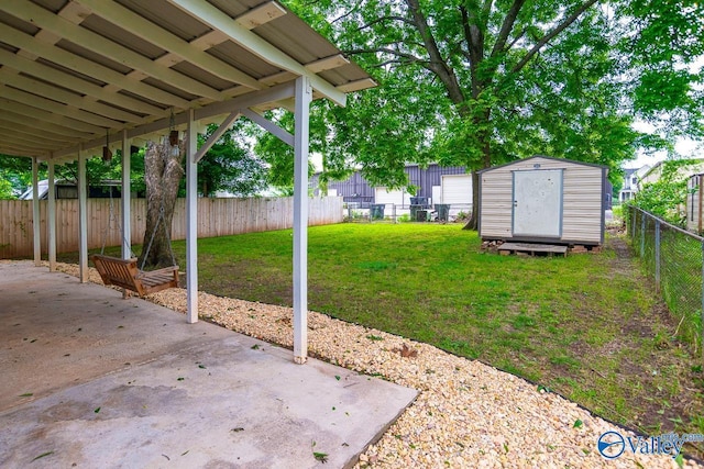 1409 8th Ave SE, Decatur, AL 35601 - view of yard with a patio area