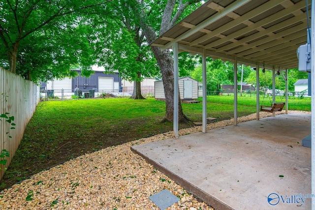 1409 8th Ave SE, Decatur, AL 35601 - view of yard with a patio