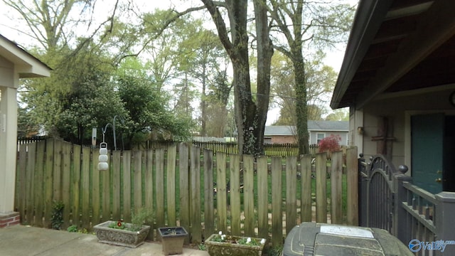 exterior space featuring fence