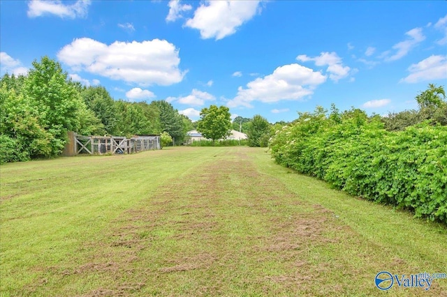 83 James Rd, Hartselle, AL 35640 - view of green lawn