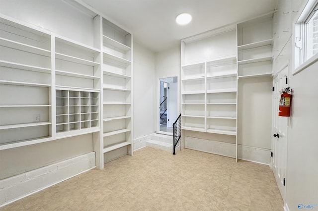 view of spacious closet