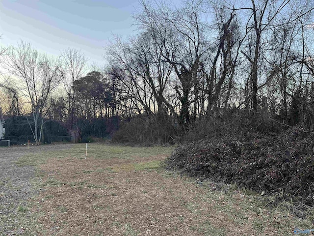 Listing photo 3 for 1.43ACRES Conger Rd SW, Huntsville AL 35802