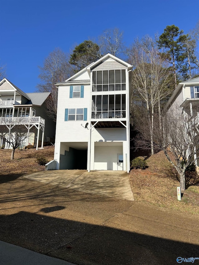 view of front of property featuring a garage