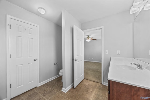 377 Robinson Rd, Huntsville, AL 35811 - bathroom with vanity and a ceiling fan