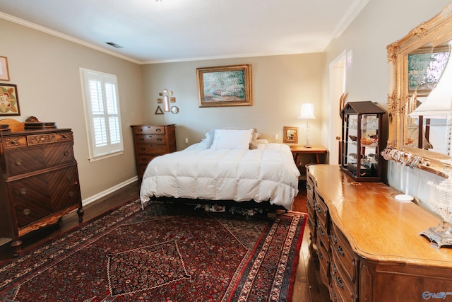 235 Inverness Dr Unit 235, Huntsville, AL 35802 - bedroom with dark wood-style floors, baseboards, visible vents, and crown molding