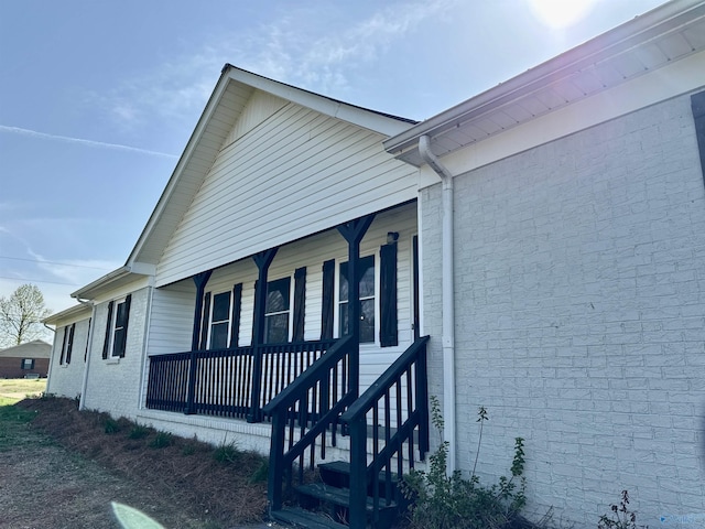 view of front of property with a porch