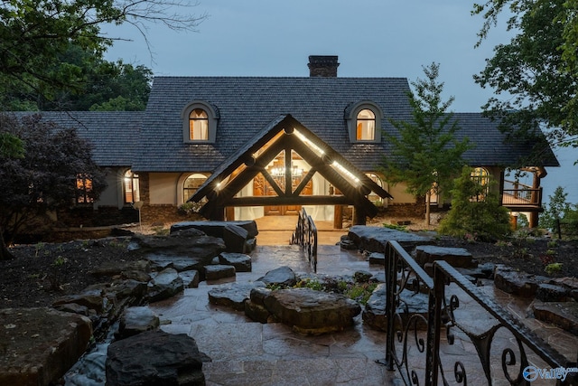 view of front of property with a patio