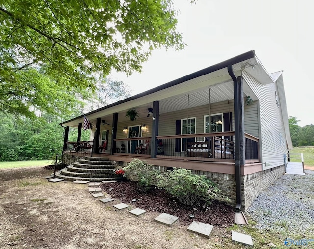 view of front of property with a porch